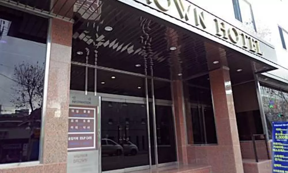 Brown Tourism Hotel, фото 3