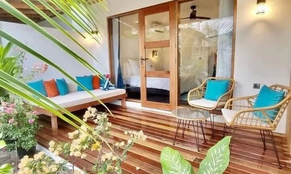 Seaside Dhigurah