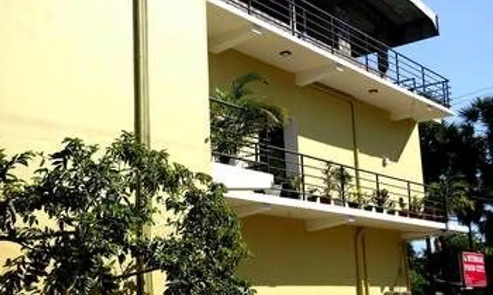 Vista Rooms N Coast Road