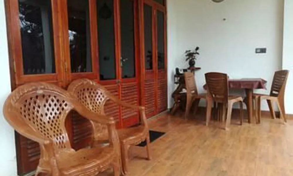Yoho Mc Queen Homestay, фото 3