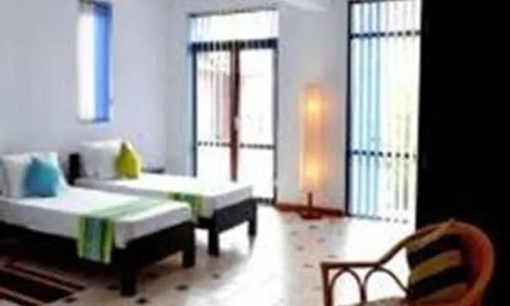C & I Beach Hotel, фото 3