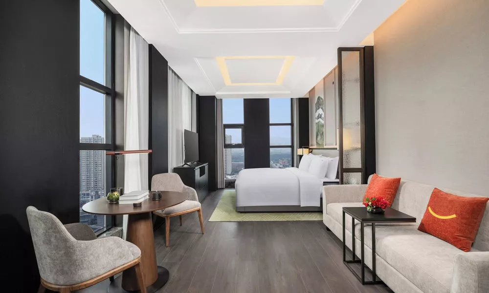 Holiday Inn Chongqing Shuangfu by IHG, фото 2