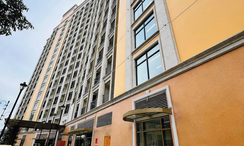 Medius Terra Residences - Pool Included, фото 5