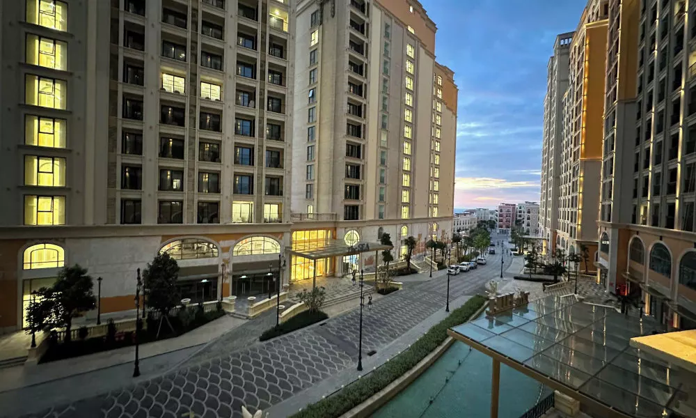 Hillside Apartment In Sunset Town, фото 5