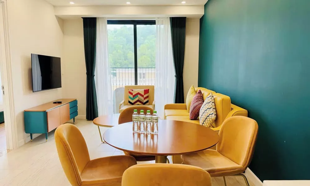 SenSea Hillside APT - Sunset Town PQ, фото 4