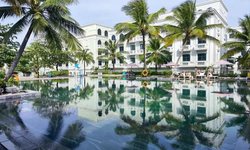 Sunset Marina Hotel