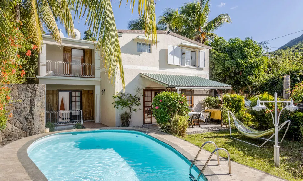 Villa with Heated Pool
