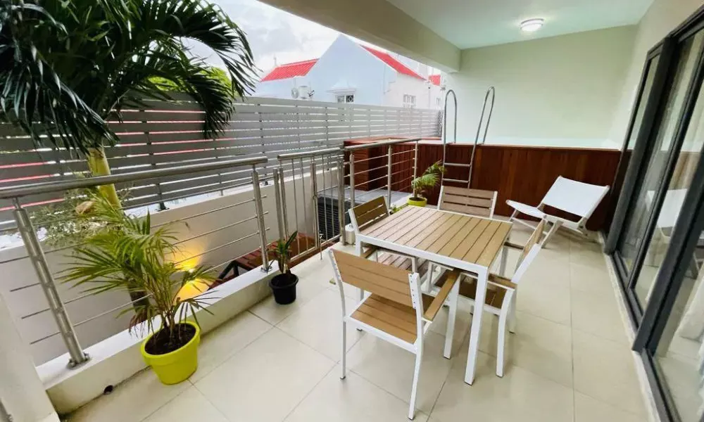 Beautiful Luxury 2-bed Apartment in Pereybere, фото 4