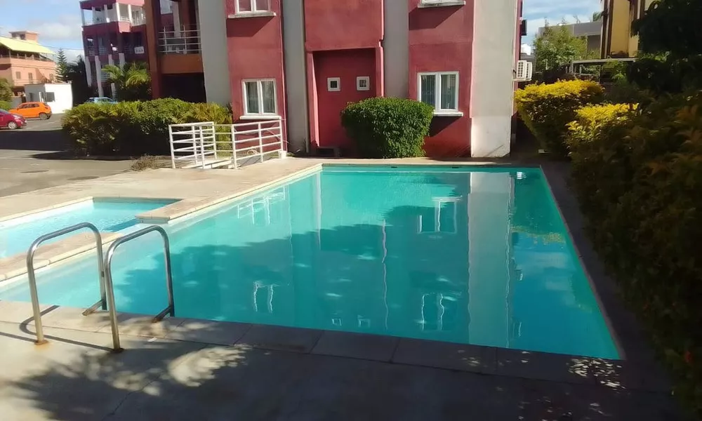 2 Bedroom Apartment With 2 Pools