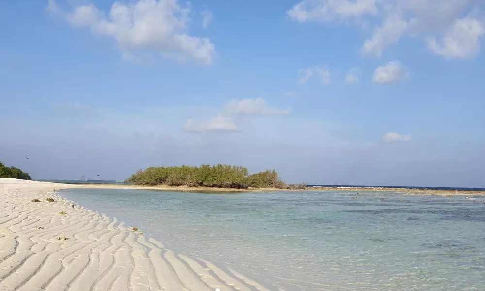 Dhigurah Tourist Hotel