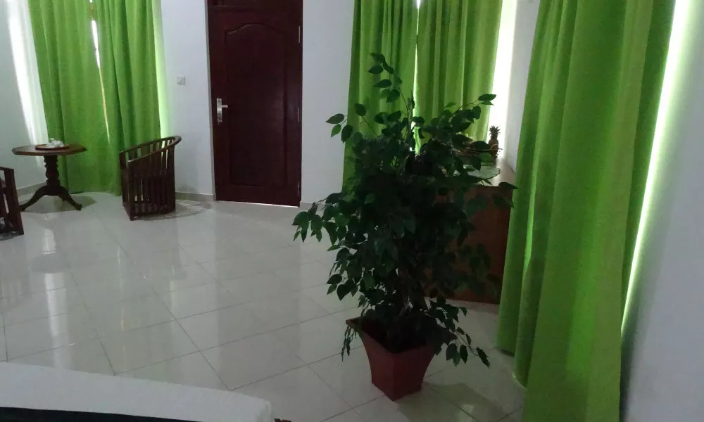 Moragalla Beach Home Guesthouse (Newly opened hotel), фото 2