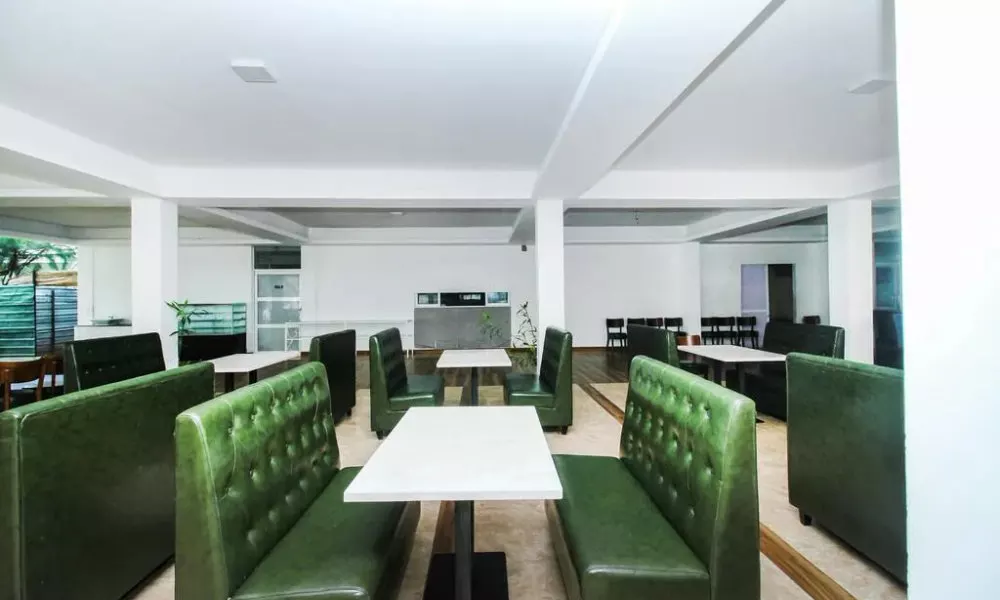 The Kings Bay Hotel, фото 2