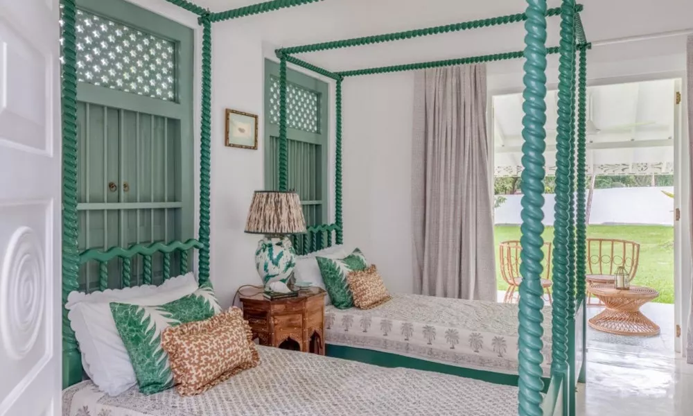 Breathtaking Villa In 02 Acres Of Tropical Walled-in Gardens, фото 3