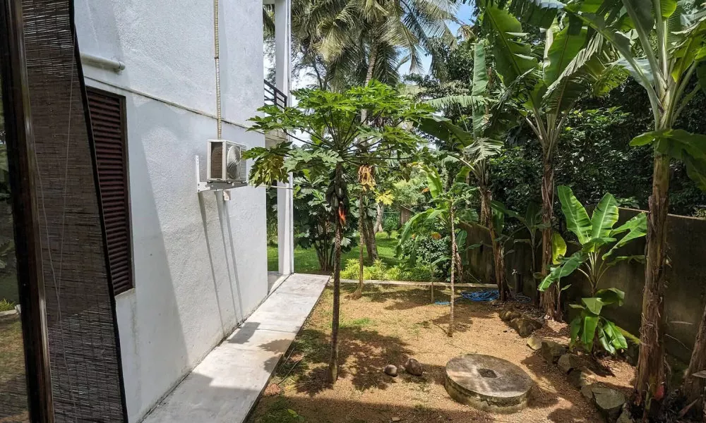 Room-the Villa Close To Surf Beach And G, фото 5