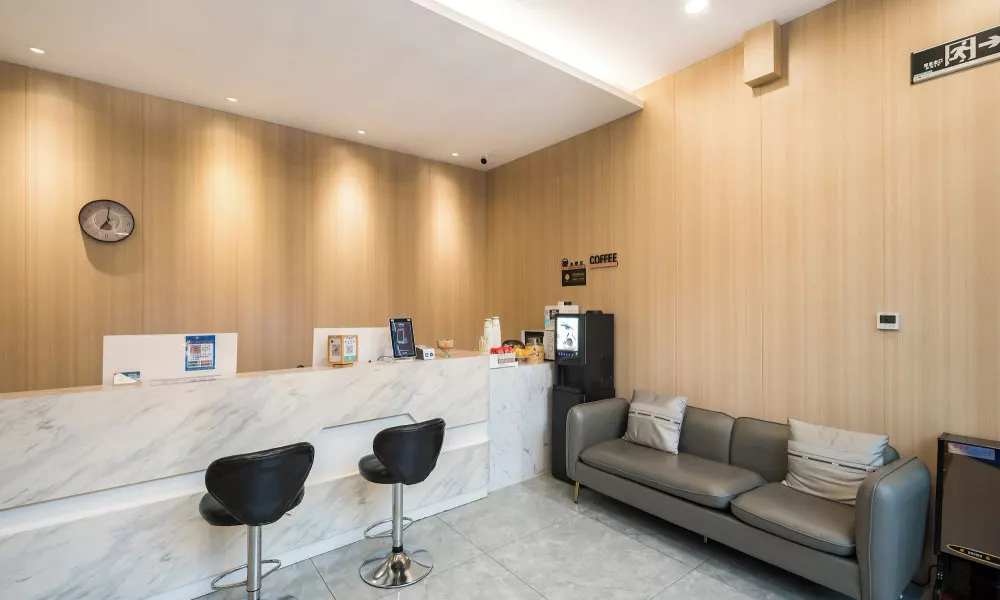 Dequan Hotel Guangqumen Branch, фото 2