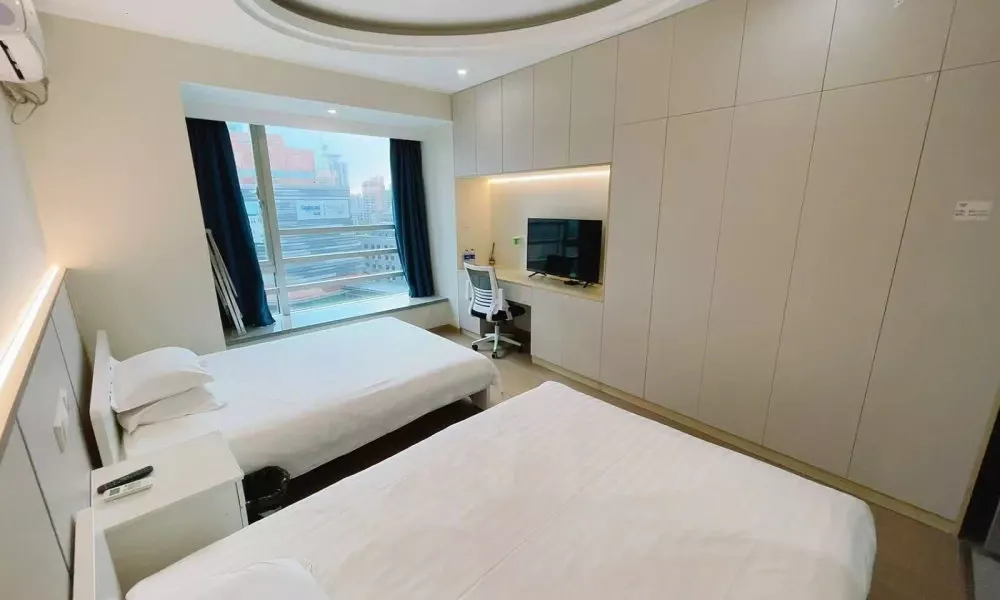 Bs Service Apartment Hotel