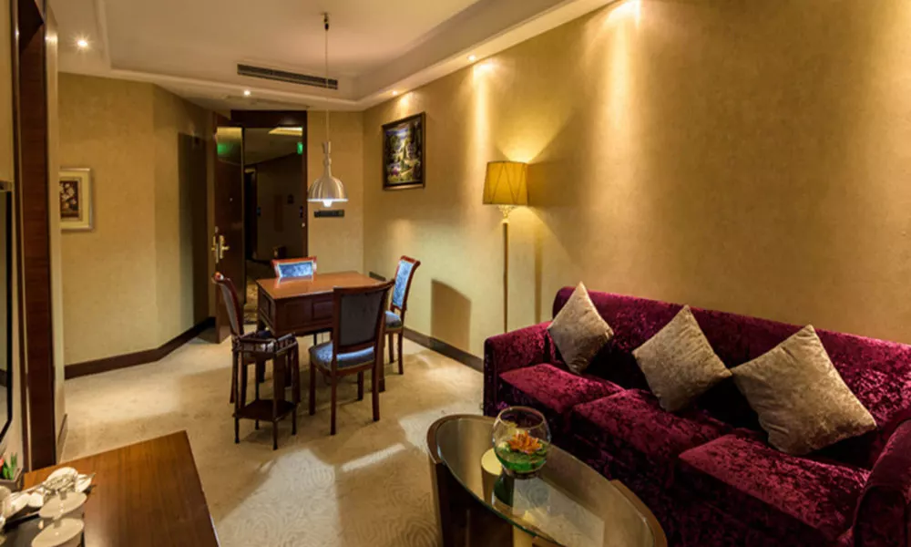 Gusto Hotel, фото 2