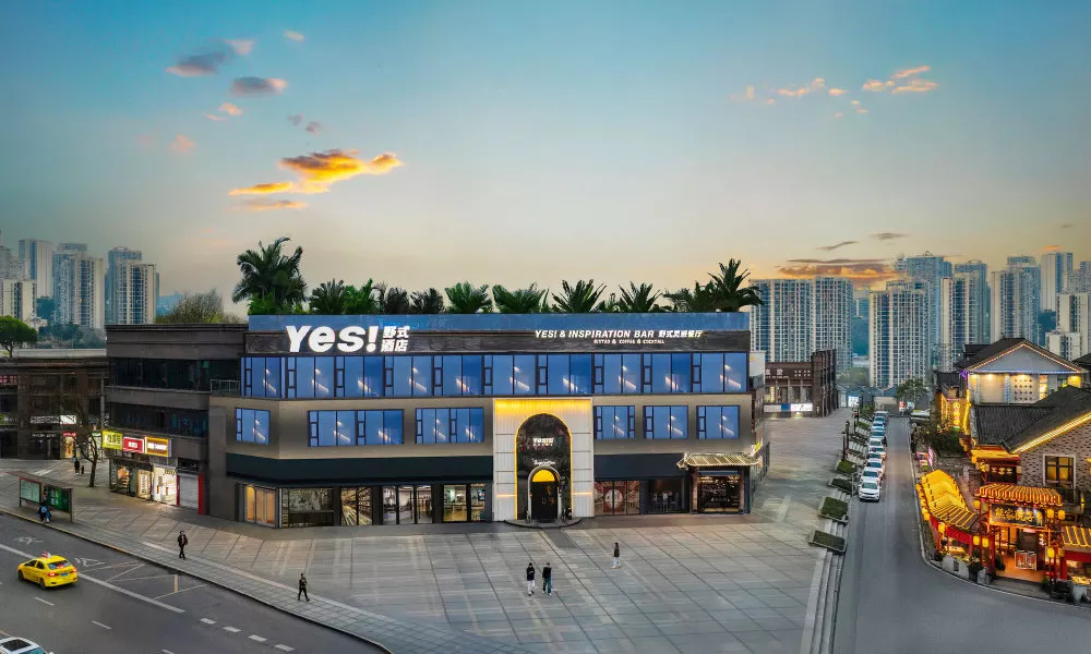 Yes Rustic Luxury Rome Art Hotel