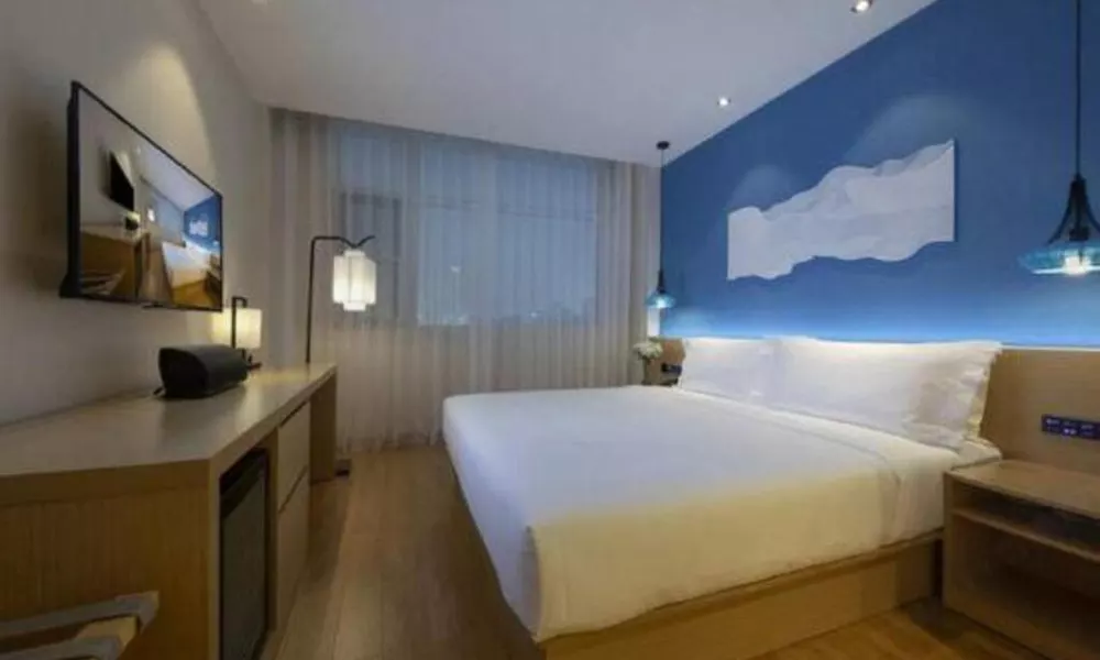 Overseas Chinese Hotel, фото 2