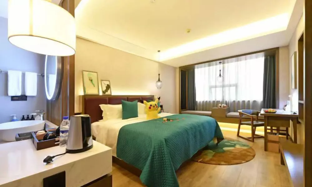 LIZ Hotel