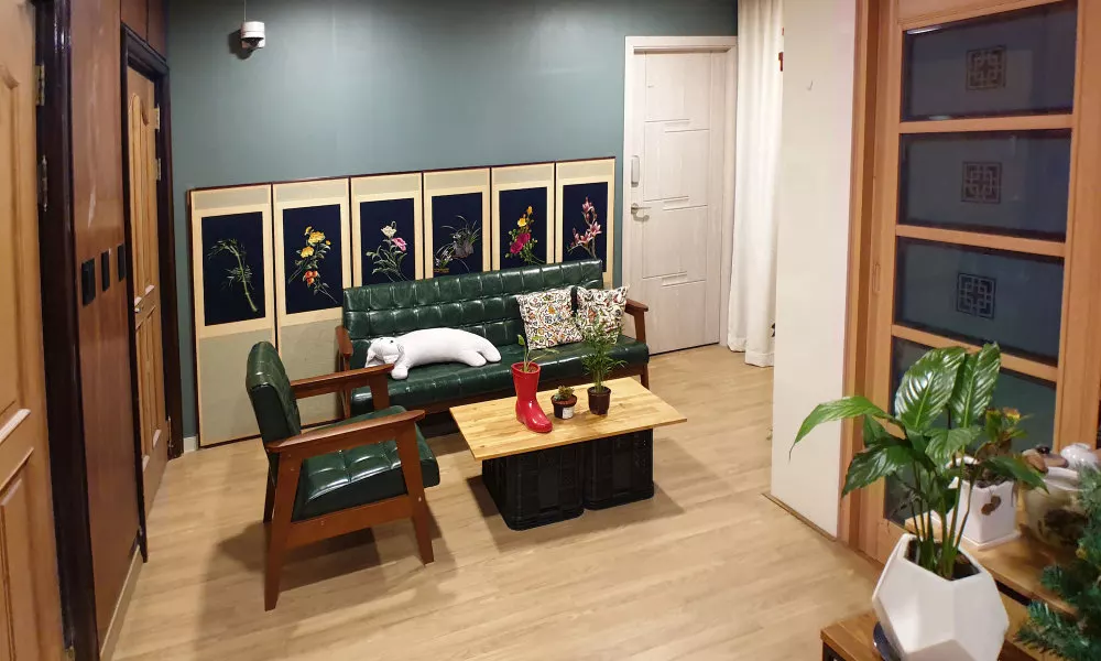 U Guesthouse 2 in Yeonnam Caters to Women - Hostel, фото 5