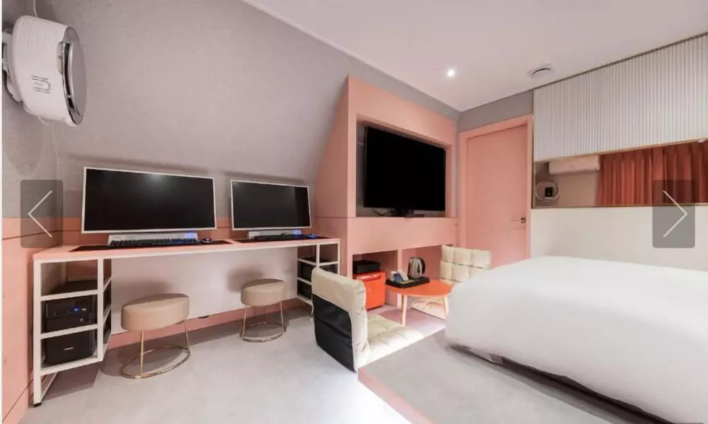 HOTEL RAVI, фото 2