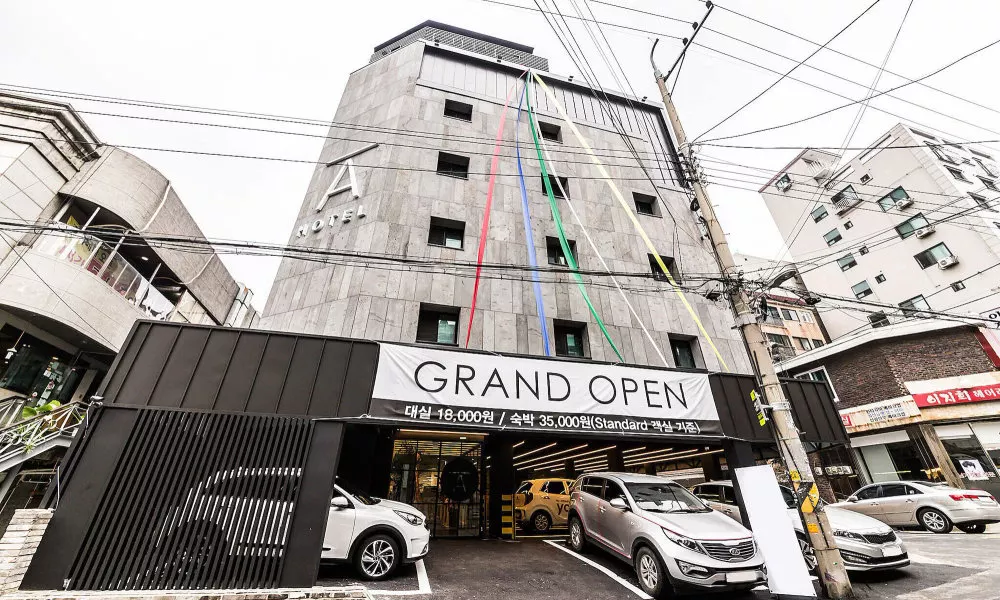 Hotel A