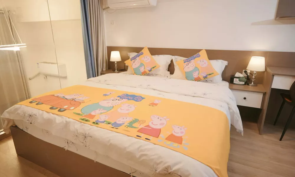 Serveyou Hotel - Free Airport Pickup Service & Free Canton Fair Shuttle Bus, фото 3