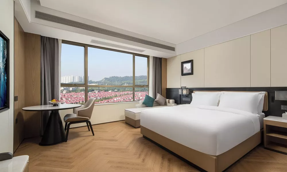Mehood Lestie International Hotel Panyu Flagship Branch - Free Shuttle Bus to Canton Fair Complex Du, фото 3