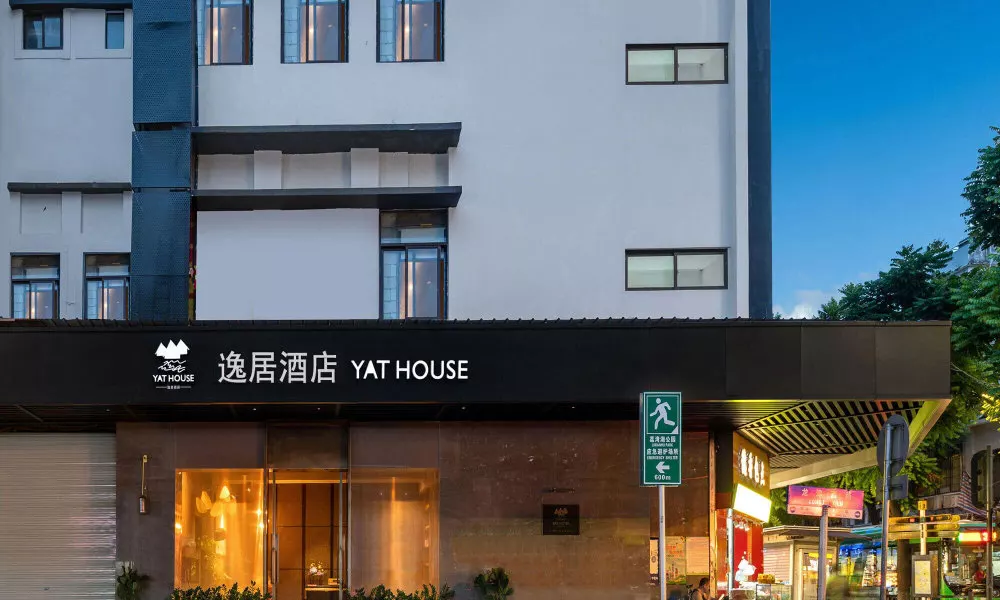 Yat hotel