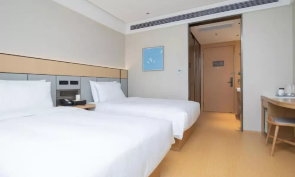 Ji Hotel Shanghai Tangzhen Metro Station