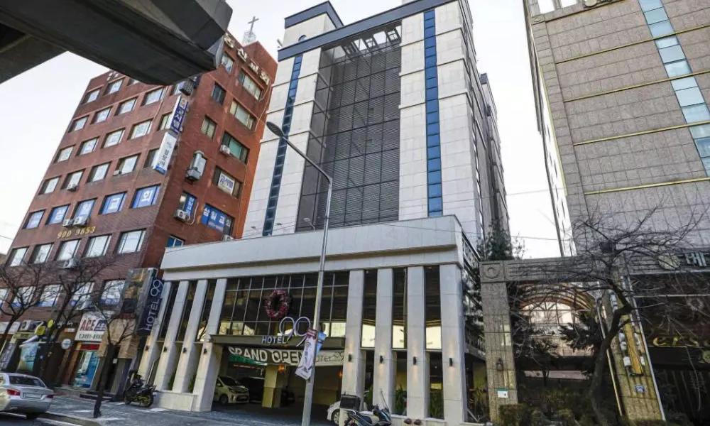 Hotel 99 Prestige