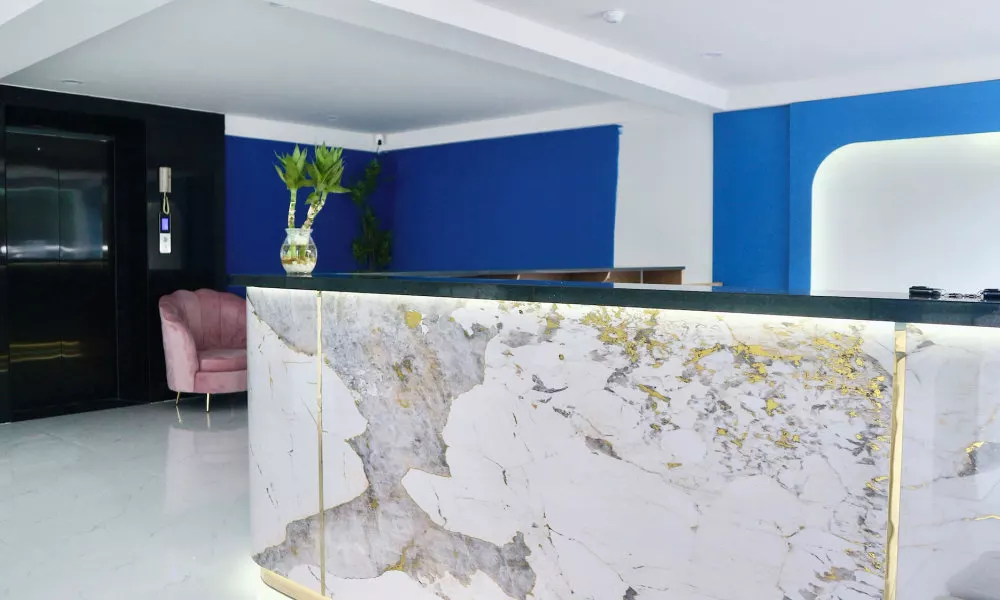 Blue Waves Hotel