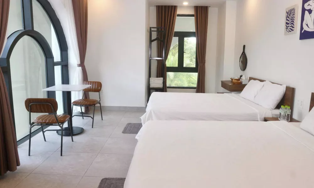 Monstera Hotel and Coffee