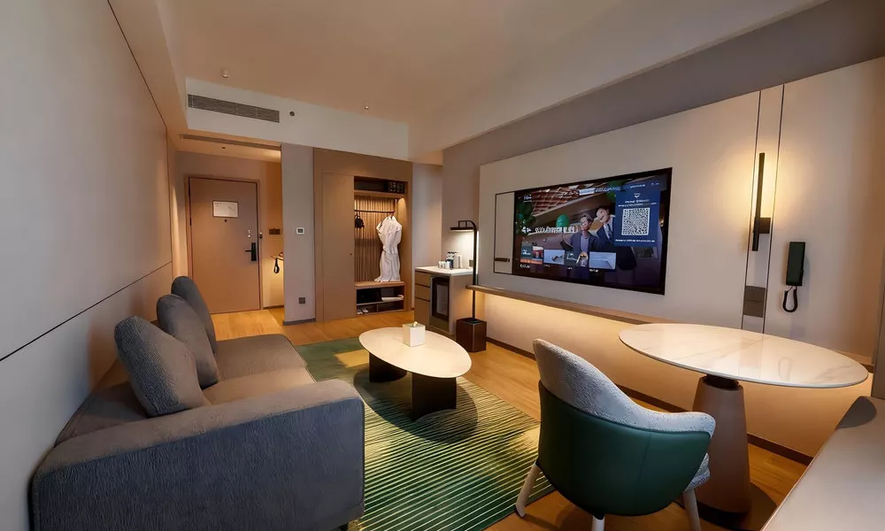 Holiday Inn Hotel & Suites Guangzhou South Station by IHG, фото 2