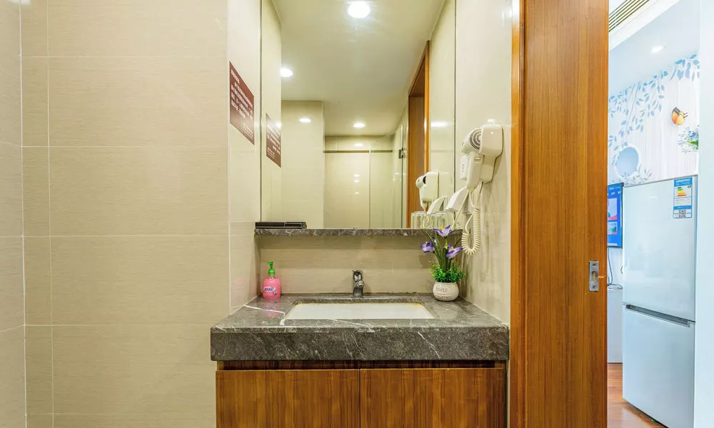 TUXI INTERNATIONAL APARTMENT, фото 5
