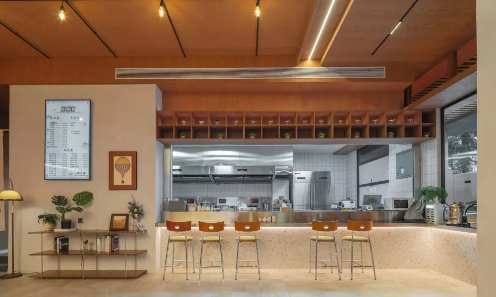 Captain No. 5 Youth Hotel, фото 4