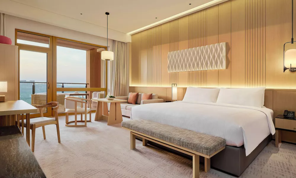 Secan Hotel Qingdao, Curio Collection By Hilton, фото 3
