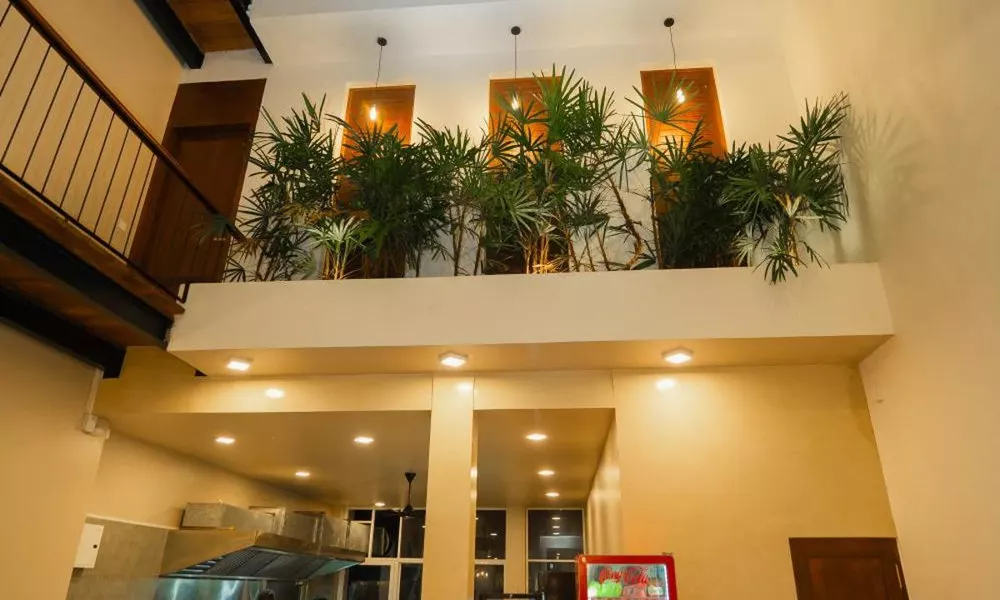 Emerald Resort Hikkaduwa