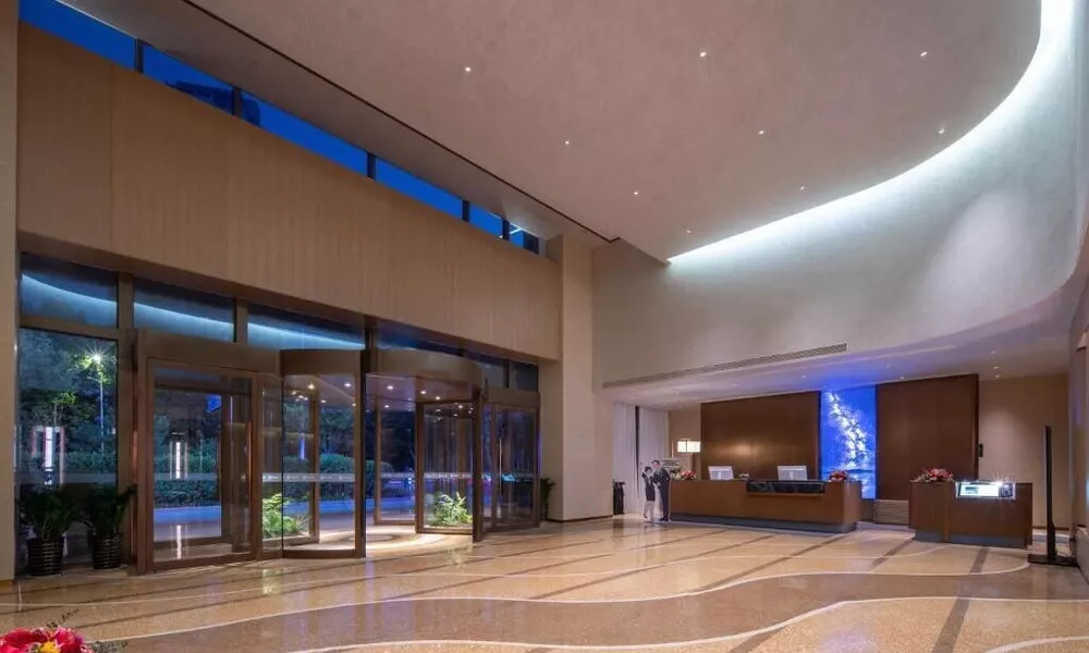 Elong Hotel Qingdao Golden Beach