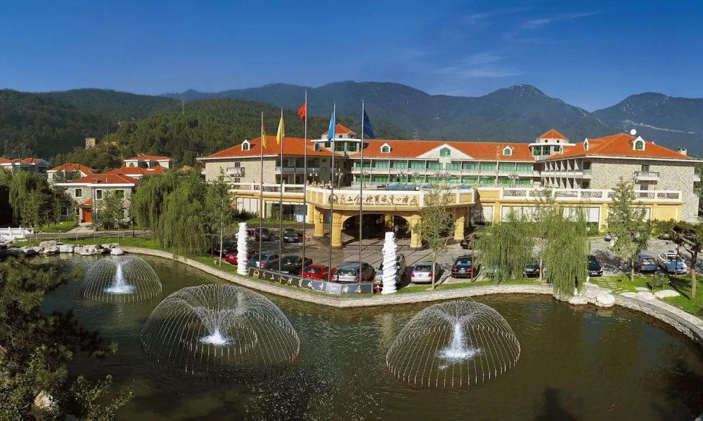 Fragrant Hill Empark Hotel