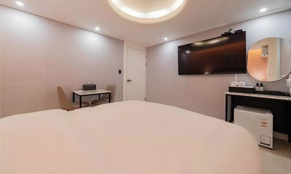 Page 9 Hotel, фото 2