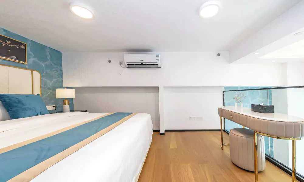 Huaqiang North Executive Apartment