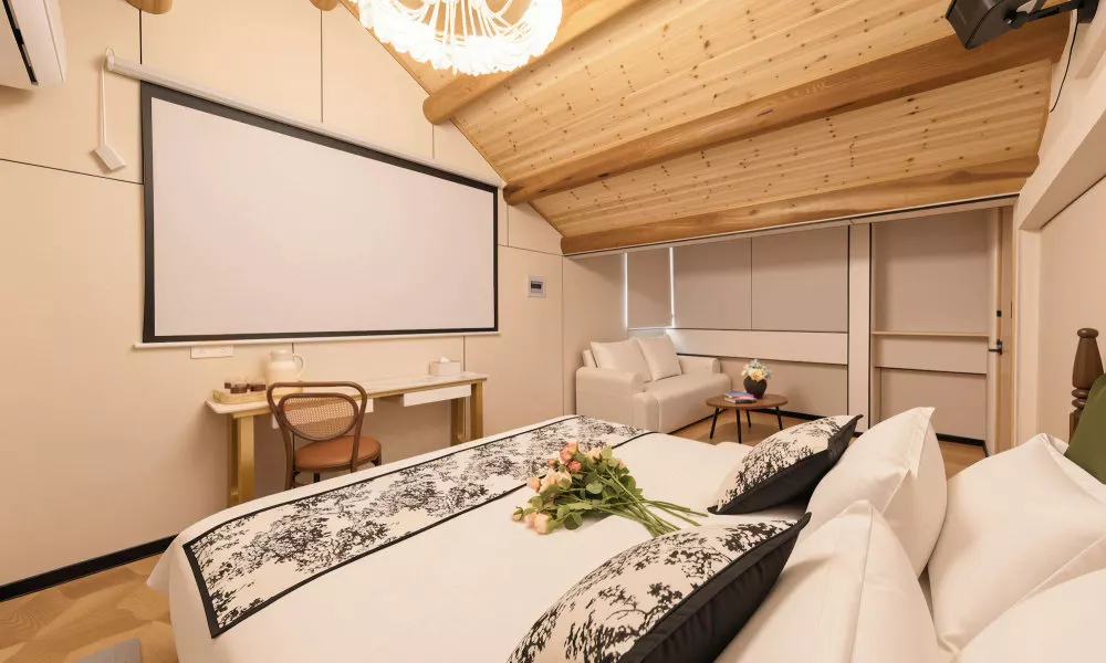 Le Qin Courtyard Hotel
