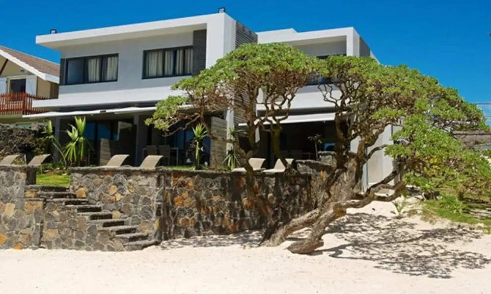 Coral Bay by Dream Escapes