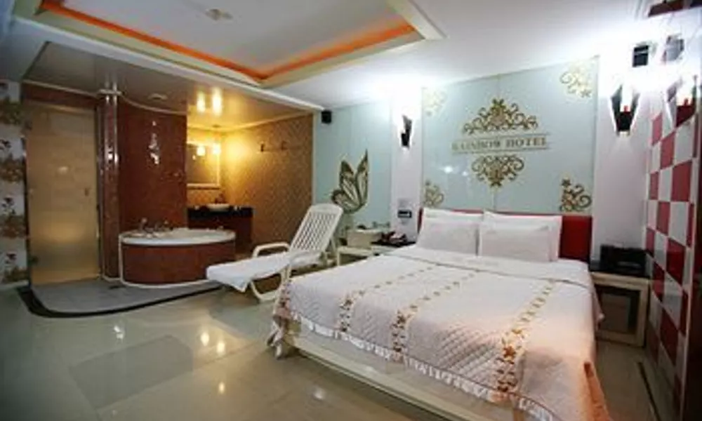 Rainbow Hotel