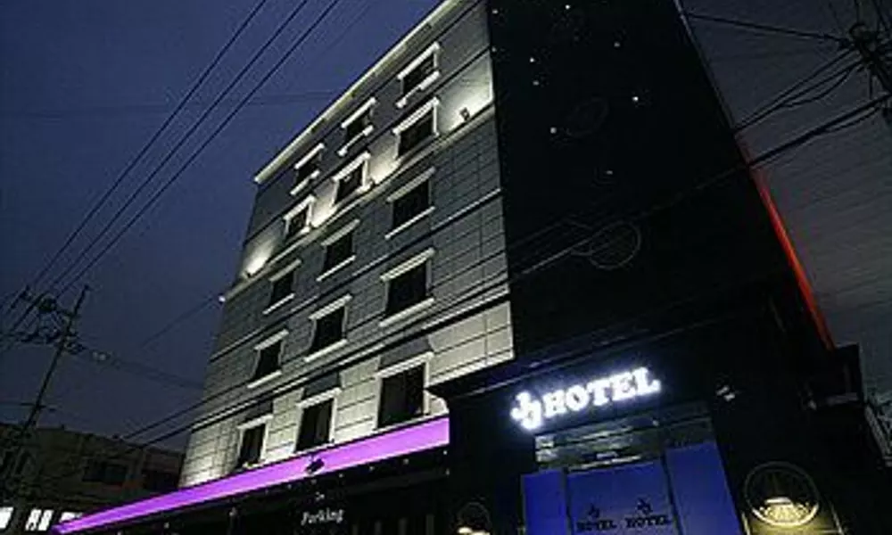 JJ Hotel, фото 5