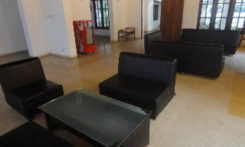 Don's Beach Hotel, фото 4