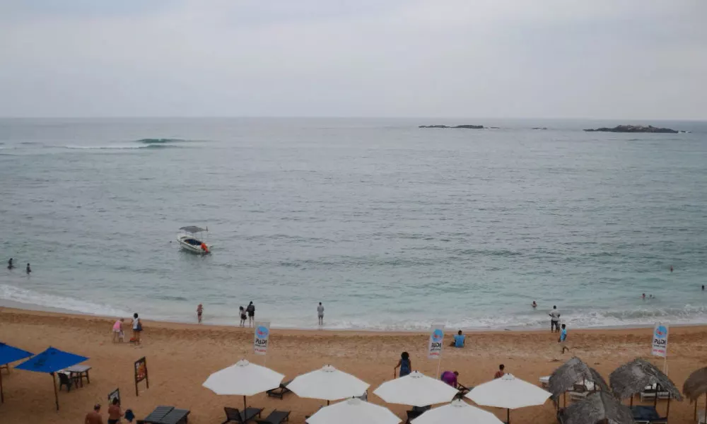 SURF UNA Beach Hotel, фото 3