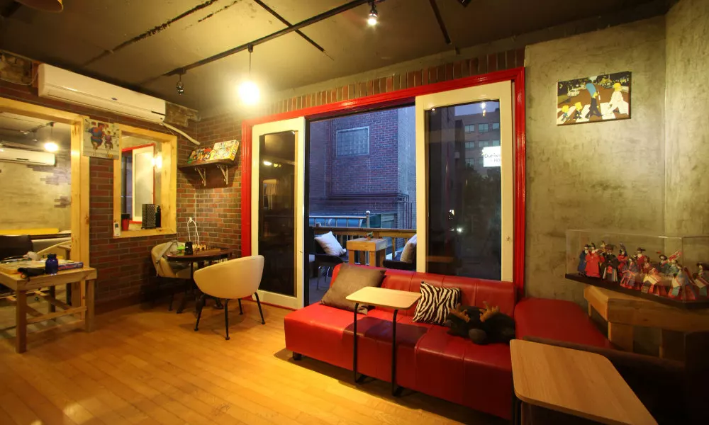 Mr.Comma Guesthouse - Hostel